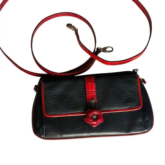 Vtg. Brighton. Rosie Mini Black Red Pebbled Leather Crossbody Rose Detail - Picture 8 of 12